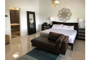 558 NE 199th Terrace #1o, Miami, FL 33179, Sold 08/26/19