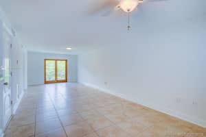 201 Jefferson Ave #4b, Miami Beach, FL 33139, Sold 10/10/19