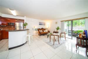 18785 NW 62nd Ave, Hialeah, FL 33015, Sold 08/21/19