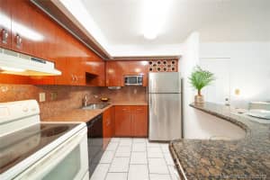 18785 NW 62nd Ave, Hialeah, FL 33015, Sold 08/21/19