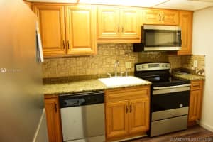 3195 Foxcroft Rd f106, Hollywood, FL 33025, Sold 11/13/19