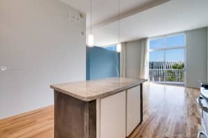 2001 Meridian Ave, Miami Beach, FL 33139, Sold 02/25/21