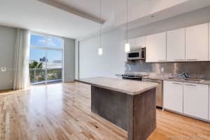 2001 Meridian Ave, Miami Beach, FL 33139, Sold 02/25/21