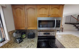6518 Kendale Lakes Dr, Miami, FL 33183, Sold 06/25/20