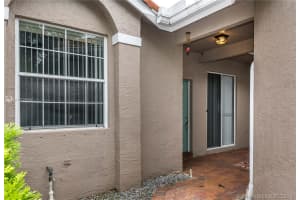 7701 S Aragon Blvd, Sunrise, FL 33322, Sold 08/19/19