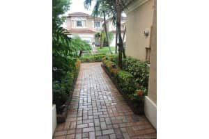 10924 NW 67th St, Doral, FL 33178, Sold 11/15/19