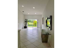 10924 NW 67th St, Doral, FL 33178, Sold 11/15/19