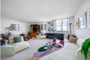 7441 Wayne Ave #6h, Miami, FL 33141, Sold 12/30/19