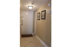 9301 SW 92nd Ave APT A111, Miami, FL 33176, Sold 10/10/19