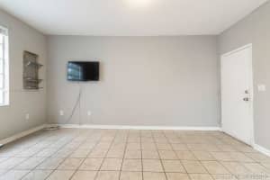 750 Collins Ave, Miami Beach, FL 33139, Sold 01/17/20
