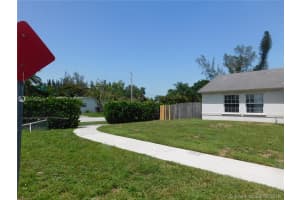 5702 SW 55th Ave, Davie, FL 33314, Sold 08/23/19