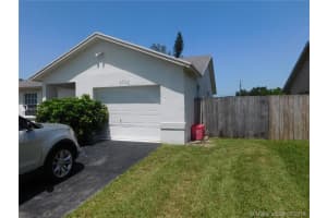 5702 SW 55th Ave, Davie, FL 33314, Sold 08/23/19