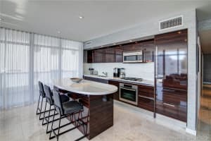 3737 Collins Ave, Miami Beach, FL 33140, Sold 02/28/20