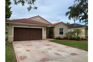19461 NW 24th Pl, Pembroke Pines, FL 33029, Sold 12/17/19