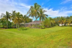 2505 Fairways Dr, Homestead, FL 33035, Sold 06/19/20