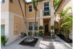 14428 NW 83rd Pl, Hialeah, FL 33016, Sold 12/23/19