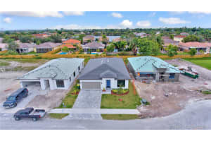 2938 SE 3rd St, Homestead, FL 33033, Sold 06/02/20