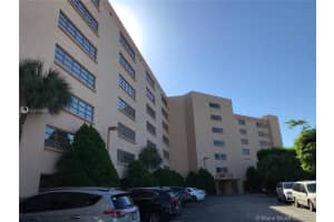 9688 Fontainebleau Blvd, Miami, FL 33172, Sold 11/22/19