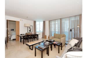 2711 S Ocean Dr, Hollywood, FL 33019, Sold 02/15/21