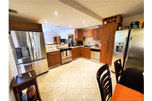 3440 NE 192 St #3pa, Miami, FL 33180, Sold 10/15/19