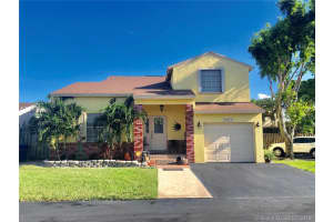 8215 NW 192nd Terrace, Hialeah, FL 33015, Sold 12/10/19
