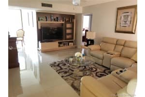 8035 SW 107th Ave, Miami, FL 33173, Sold 09/27/19