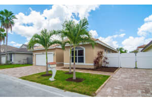 11610 SW 10th St, Pembroke Pines, FL 33025, Sold 09/10/19