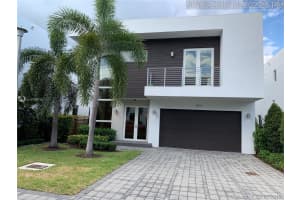 9871 NW 74th Terrace, Doral, FL 33178, Sold 09/06/19