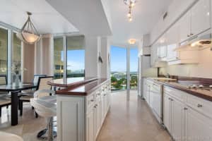 4775 Collins Ave, Miami, FL 33140, Sold 06/19/20