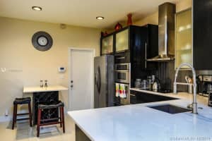 3859 San Simeon Cir, Weston, FL 33331, Sold 11/27/19