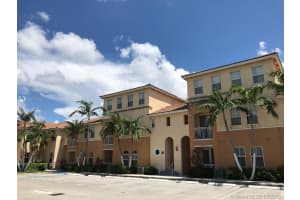 10012 NW 7th St, Miami, FL 33172, Sold 10/22/19