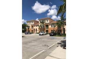 10012 NW 7th St, Miami, FL 33172, Sold 10/22/19