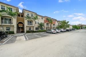8740 NW 97th Ave, Doral, FL 33178, Sold 01/02/20