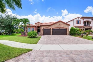 8743 Estada Cir, Hollywood, FL 33024, Sold 09/27/19