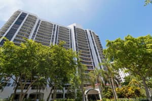 3640 Yacht Club Dr, Aventura, FL 33180, Sold 12/16/19