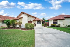 630 SW 113th Ave, Pembroke Pines, FL 33025, Sold 08/26/19