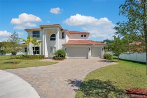 7631 Cavalia Dr, Davie, FL 33314, Sold 09/16/19
