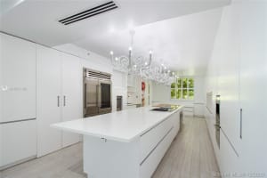 445 Grand Bay Dr, Key Biscayne, FL 33149, Sold 02/22/21