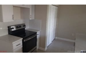 17325 NW 67th Ct, Hialeah, FL 33015, Sold 10/08/19