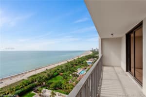 2625 Collins Ave, Miami, FL 33140, Sold 04/05/21