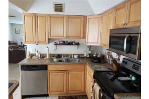 311 Sandtree Dr, Palm Beach Gardens, FL 33403, Sold 08/28/19