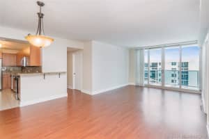 7501 E Treasure Dr #10p, North Bay Village, FL 33141, Sold 01/15/20