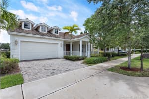 6904 Lakeside Cir S, Davie, FL 33314, Sold 10/01/19