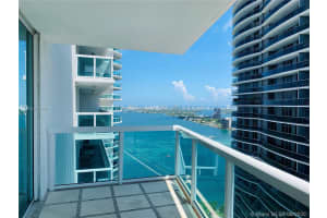 1800 N Bayshore Dr, Miami, FL 33132, Sold 11/12/20
