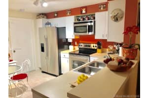 911 Sevilla Cir, Weston, FL 33326, Sold 10/04/19