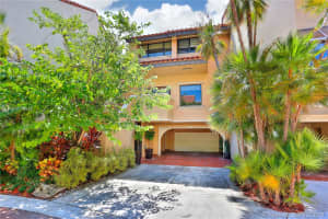 2000 S Bayshore Dr, Miami, FL 33133, Sold 01/23/20