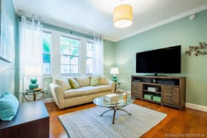 533 NE 3rd Ave, Fort Lauderdale, FL 33301, Sold 09/12/19