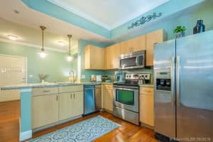 533 NE 3rd Ave, Fort Lauderdale, FL 33301, Sold 09/12/19
