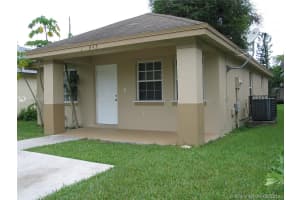 842 SW 9th St, Homestead, FL 33034, Sold 09/16/19