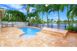 16321 SW 44th St, Miami, FL 33185, Sold 10/11/19